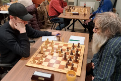 Clubavond 20231214 Tim Reinhardt links) tegen Gerben Oosterbaan
