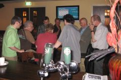Clubkampioenschap 20080529 Analyse naderhand tegen v.l.n.r. Geert Hovens, Sjraar Munten, Henk van Gool, Stephan Thijssen (op de rug), Nico van der Hoogt, Maarten Strijbos, Ad Burgmans en Mart Dael