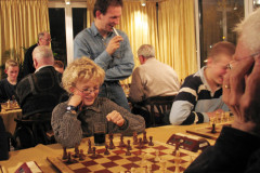 Jeugd versus senioren op donderdag avond in de Koel