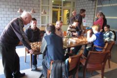 KNSB 20140308 Spelers en toeschouwers van Venlo 1 na afloop
