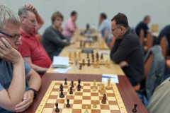LISB Slotronde. Op bord 1 John Stikkelbroeck (links) 
