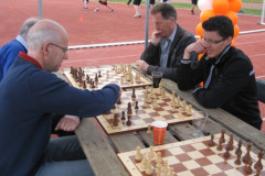 Vrijenbroek, Sportdag 20110416 Marc van der Lee (linksvoor) en Albert Houwen (rechtsachter)