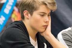 Max tijdens de 8e ronde van het Schaakfestival Groningen. Foto van Harry Gielen via de toernooiwebsite