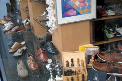 NK Jeugd 2007: Etalage Joosten Modeschoenen, Vleesstraat 29