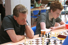 NK Jeugd 2009 Venlo Krefeld: Links Venlo met op bord 4 Nico van der Hoogt, bord 5 Guido Faassen