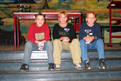 De drie beste van de C-categorie naast elkaar. V.l.n.r. Martijn Vossen (derde) Sander Bachaus (tweede) en Egbert Clevers (eerste)