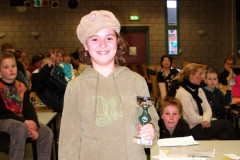 Van Spijk Grand Prix schaaktoernooi 21-3-2004Vijfde plaats D-categorie Lynn Cleuters (DJC Stein)