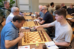R1: José Alonso (links) tegen Dion Tinnemens