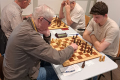 R7: op de voorgrond Jos Rongen (links) tegen Dion Tinnemans. Daarachter Mart Dael (links) tegen Bert Gerards