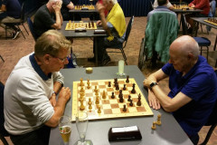 Zomer Snelschaaktoernooi 2021: Nico van der Hoogt (links) en Piet Thijssen